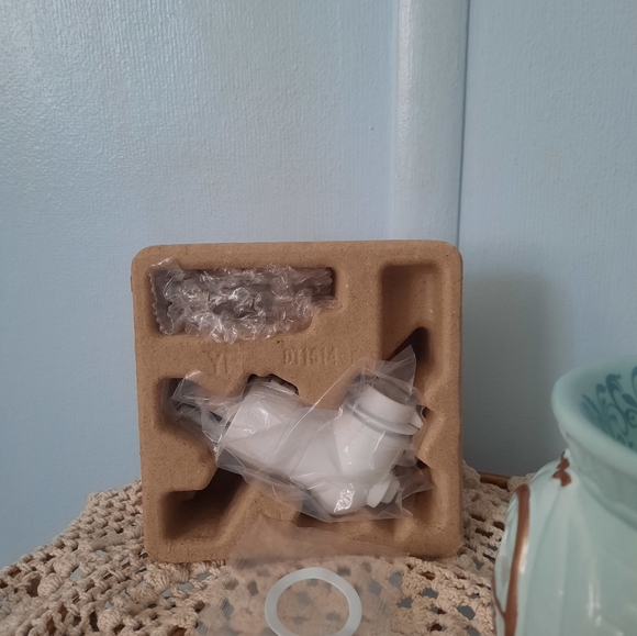 Disney  Scentsy Cinderella mini warmer - Picture 8 of 8